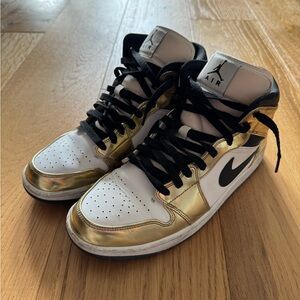 Air Jordan 1 Mid Special Edition ´Metallic Gold’ size 10